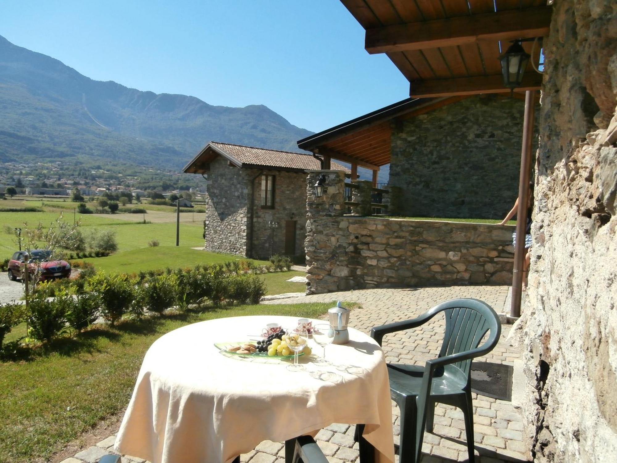Borgo Erbiola Villa Colico Exterior photo